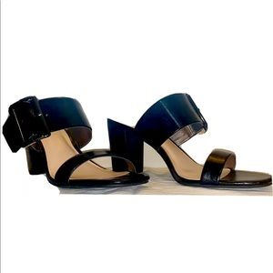 Kelly & Katie Vinniee Sandal 3 1/4” Heel Size 8.5 NWOT